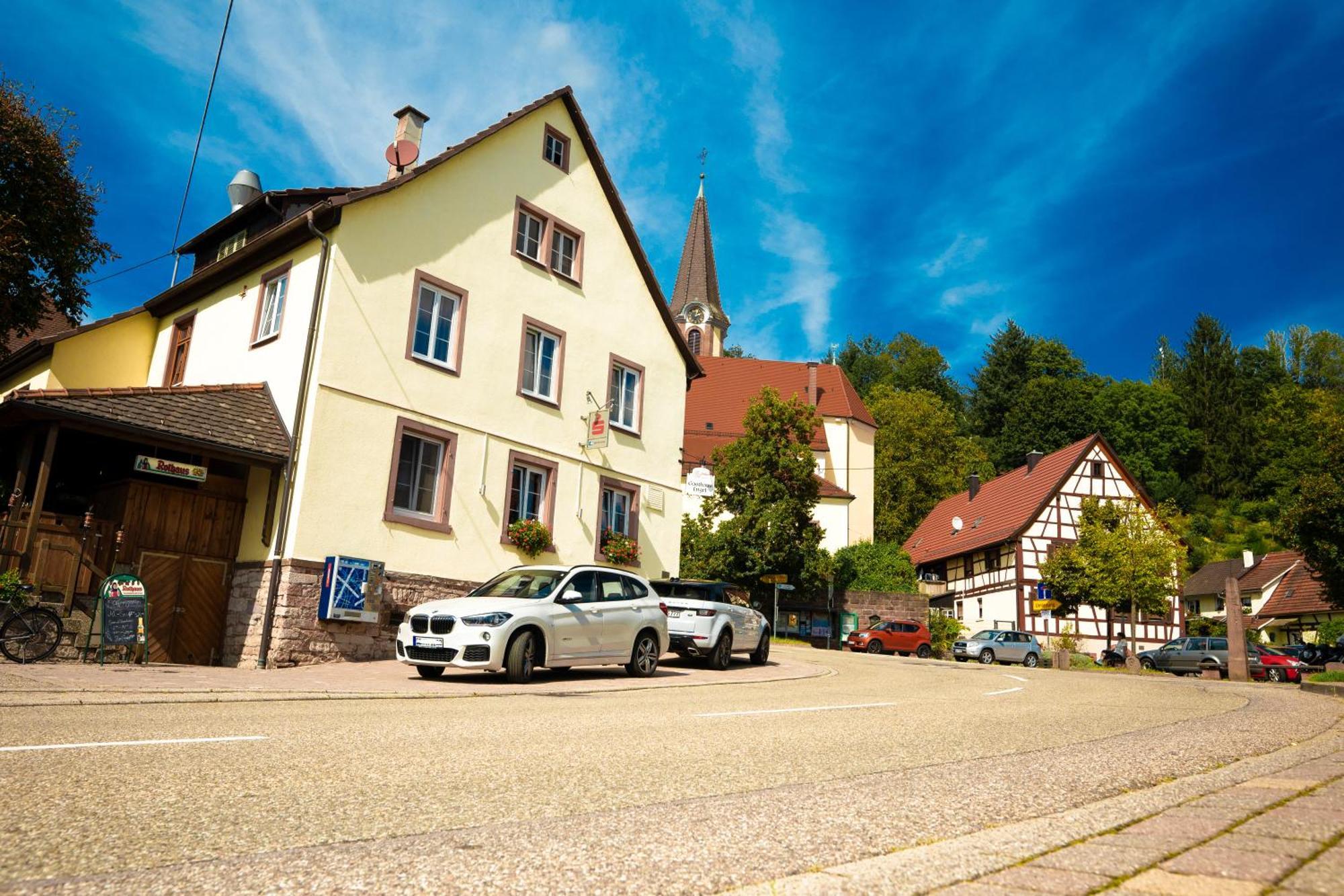 Landhotel Engel & Kreuz Gaggenau Buitenkant foto