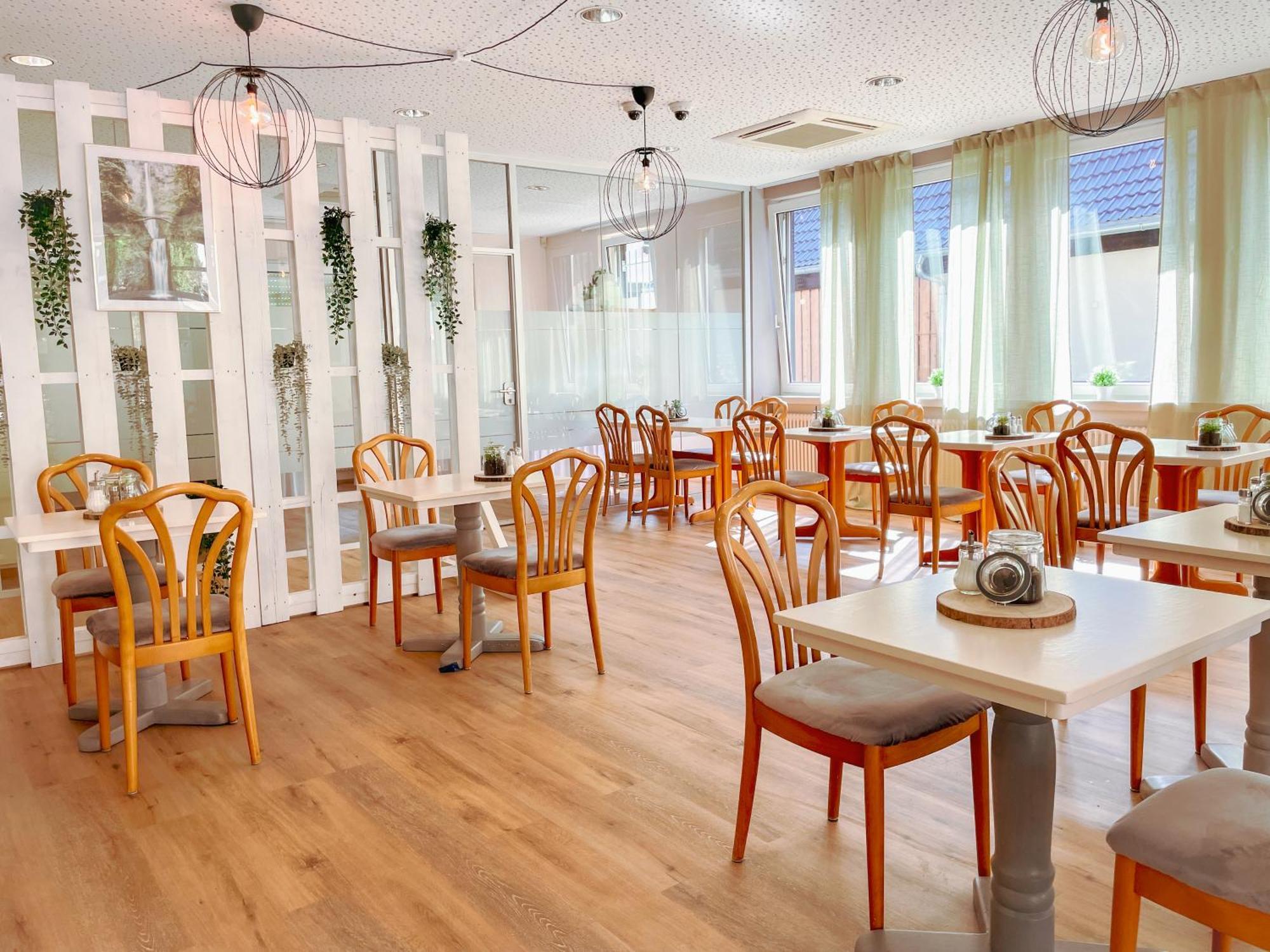 Landhotel Engel & Kreuz Gaggenau Buitenkant foto